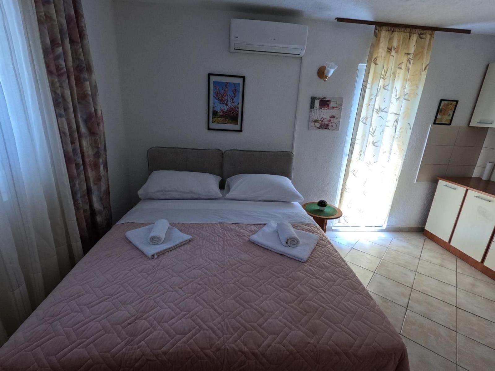 Apartmani Lena シベニク エクステリア 写真