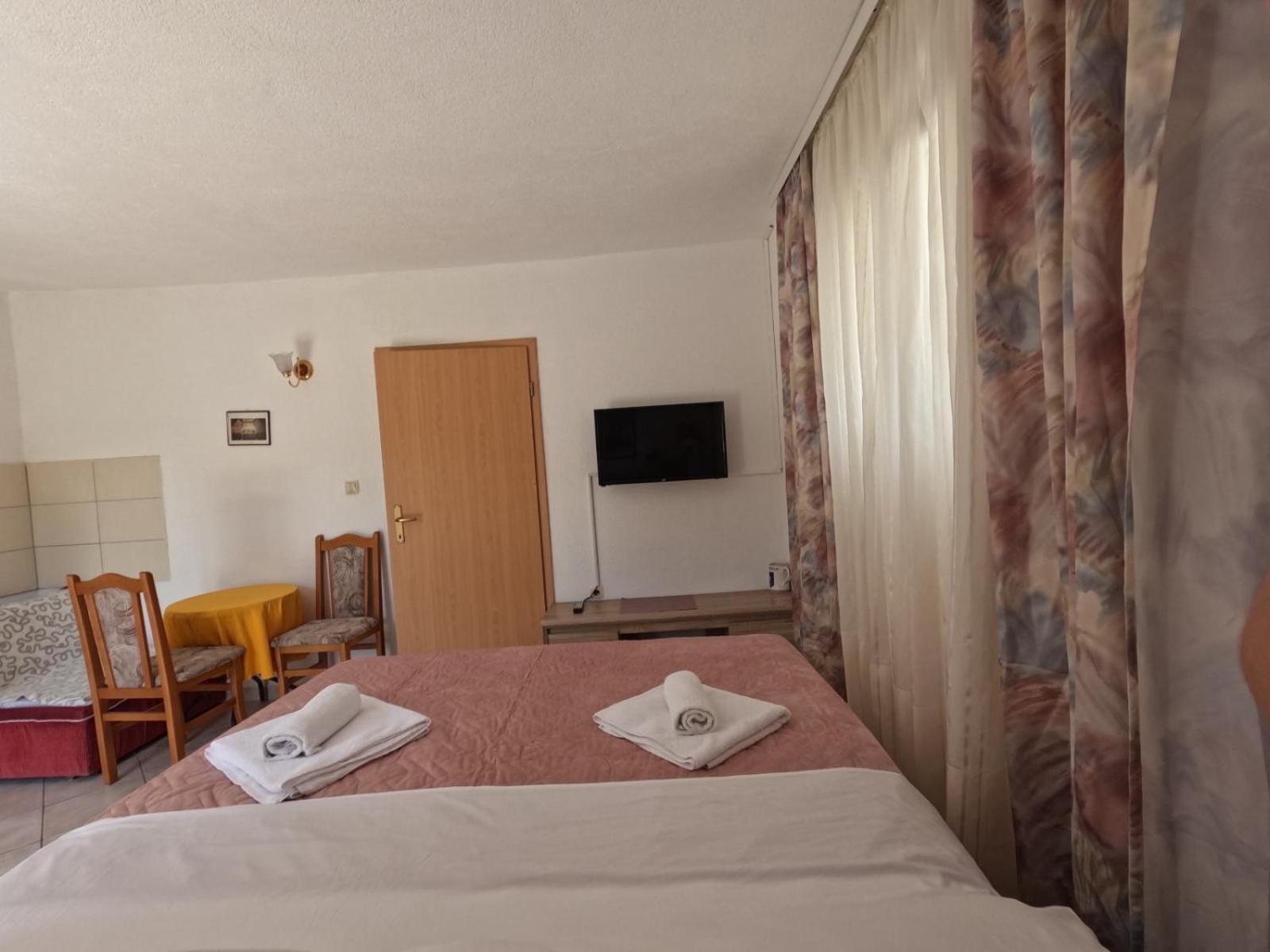 Apartmani Lena シベニク エクステリア 写真